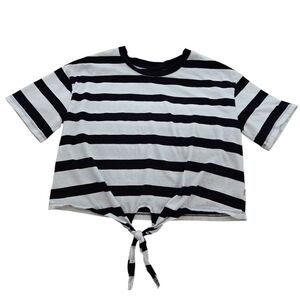 Levi's Black and White Short Sleeve Crop T-Shirt